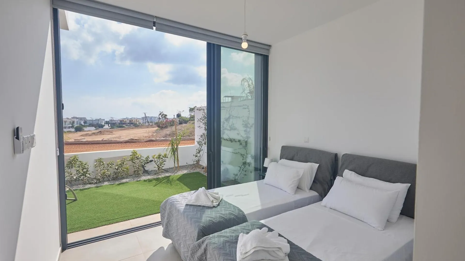 Aqua Pearl Villas Protaras