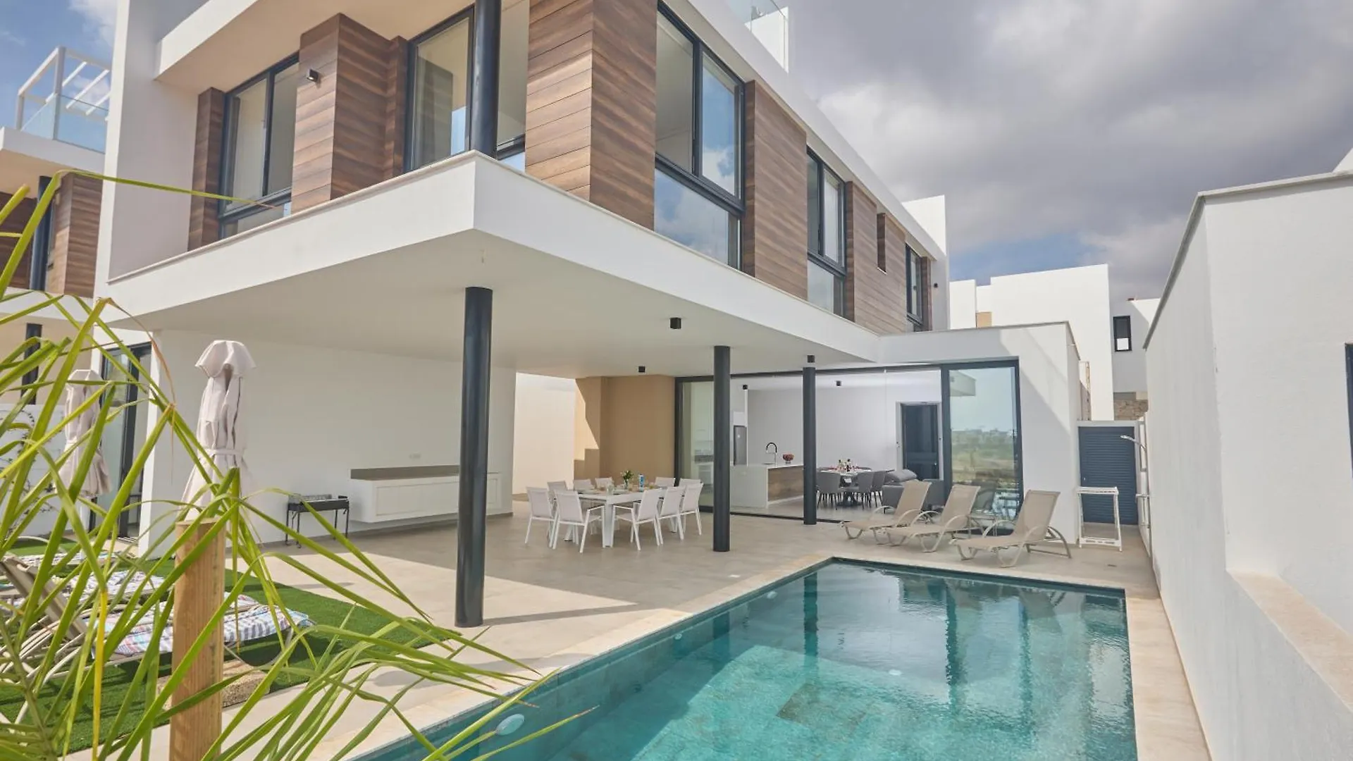 Aqua Pearl Villas Protaras