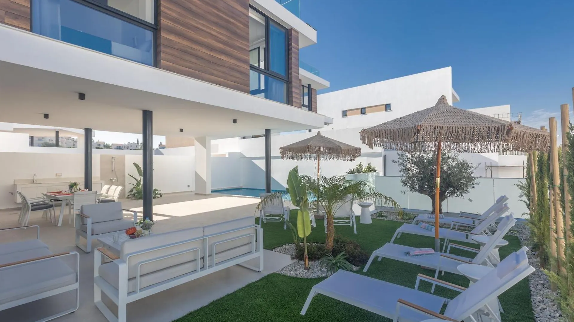 Aqua Pearl Villas Protaras 0*,