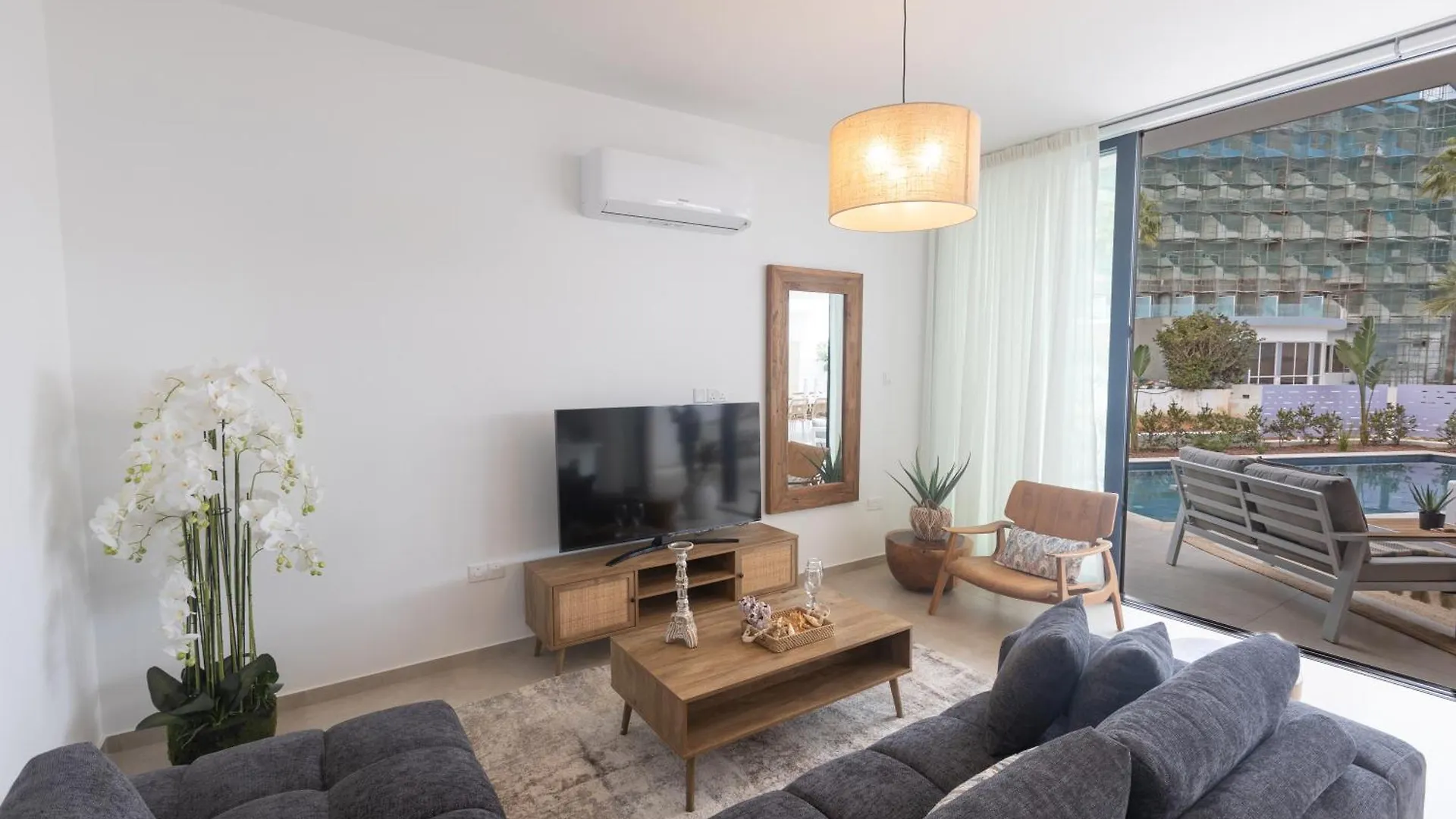 Aqua Pearl Villas Protaras
