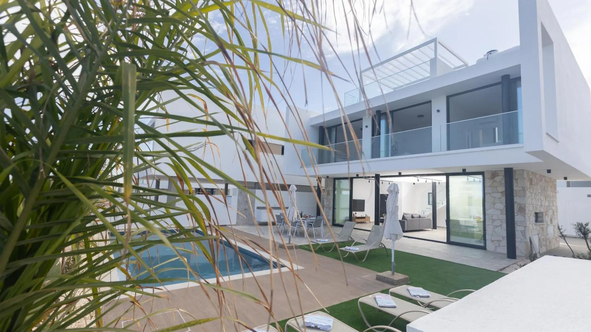 Aqua Pearl Villas Protaras